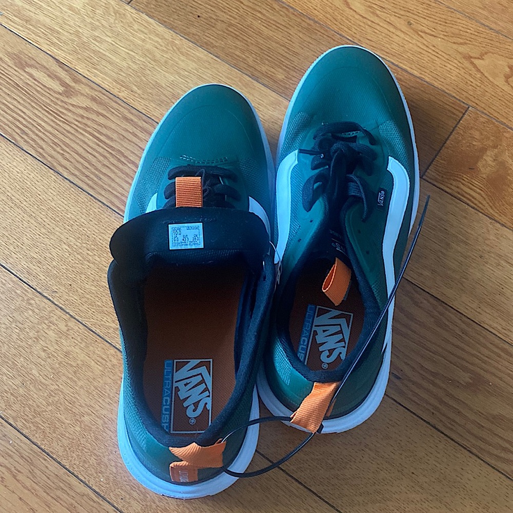 Brand new sneakers. Dark green and white. No-shoe box available